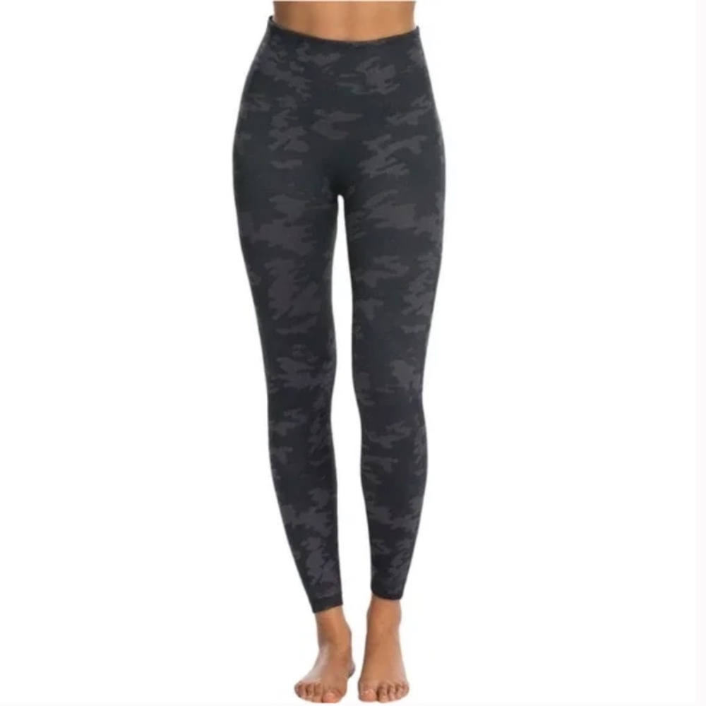 SPANX Black Camo Look At Me Now Seamless Leggings S - Picture 3 of 7